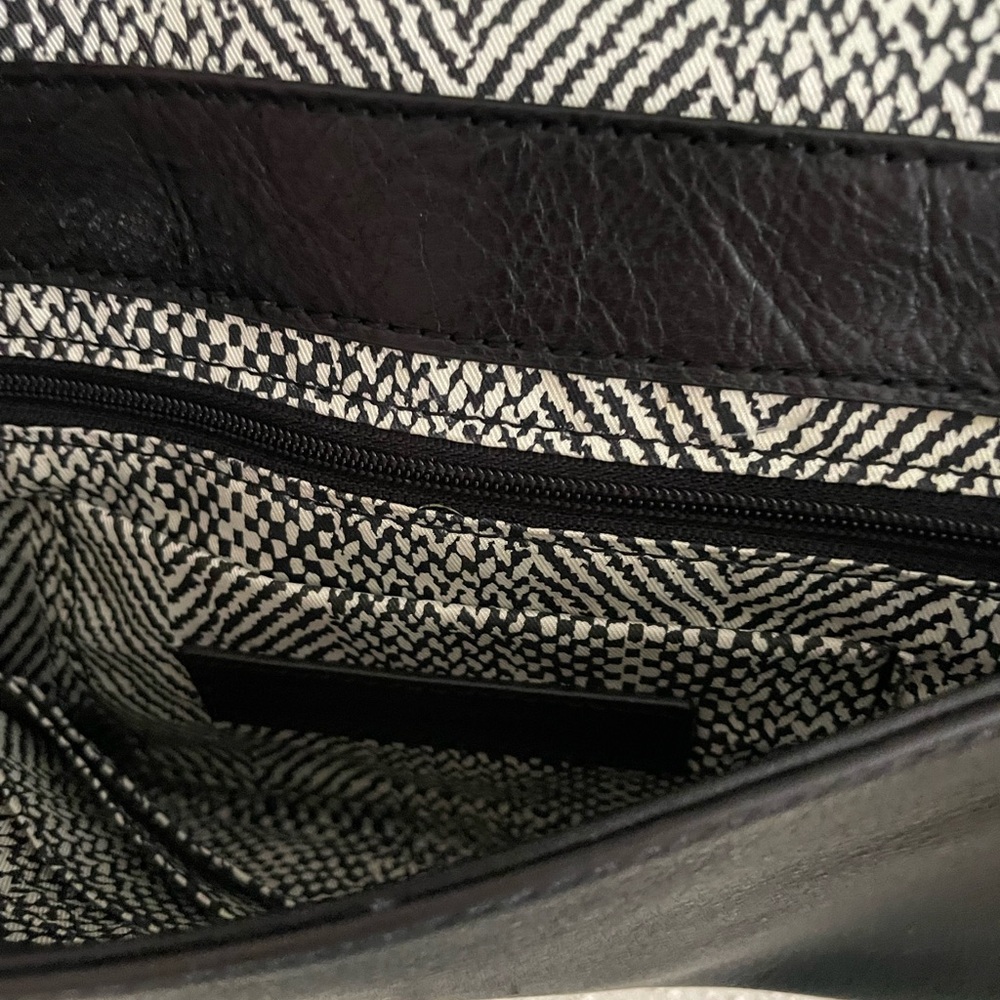 Rebecca Minkoff Black Leather Quilted Chain Strap Shoulder/Crossbody Bag - Picture 11 of 16